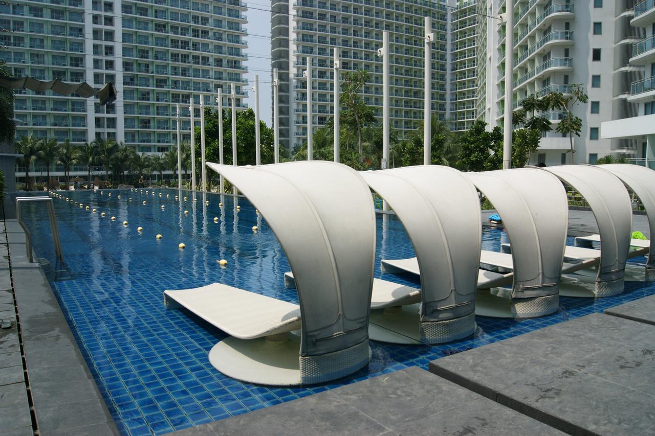 Maui Condotel Azure Residence Manila Exteriér fotografie